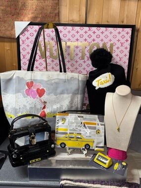 Kate spade taxi bundle